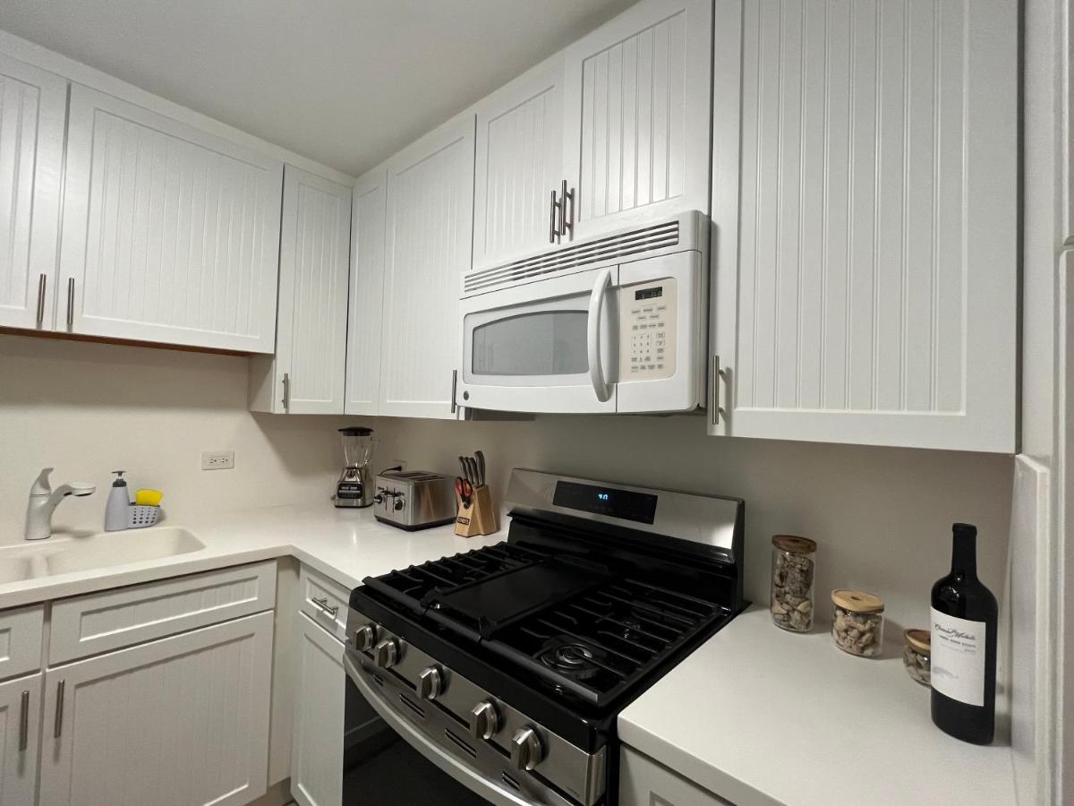 Waikiki Condo 2 Bedrooms 2 Bathrooms With 1 Free Parking Space Гонолулу Экстерьер фото